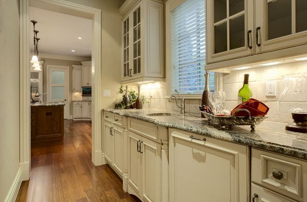 Butlers Pantry Installation in Forney